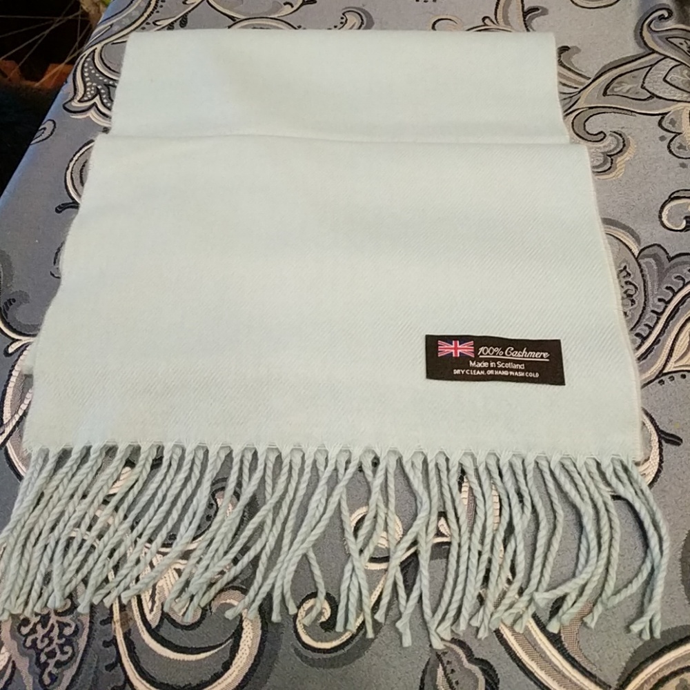 Cashmere blue scarf